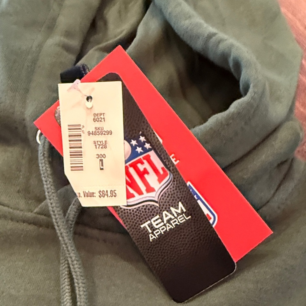 Green Bay Packers Dark Green Hoodie - Picture 5 of 7